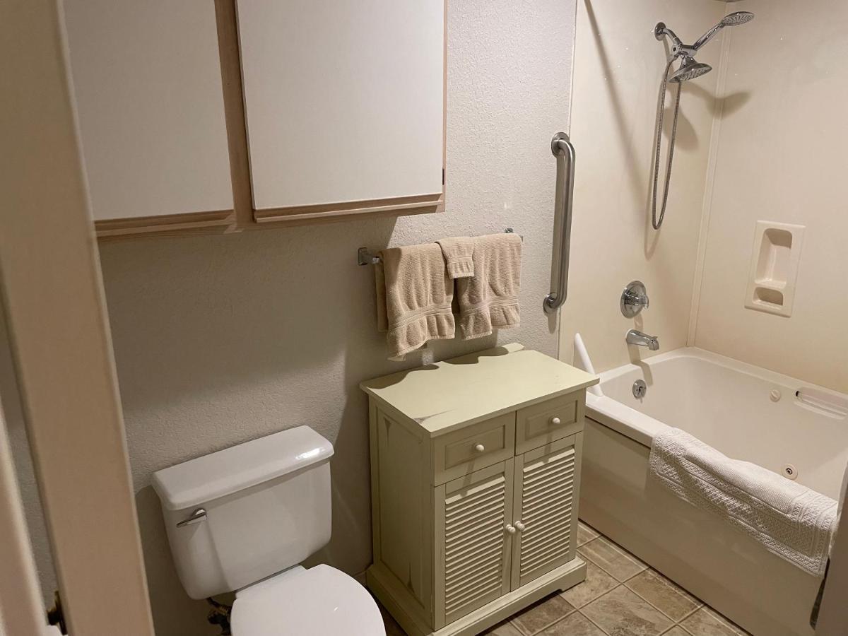 Escape To Branson Aparthotel Eksteriør bilde